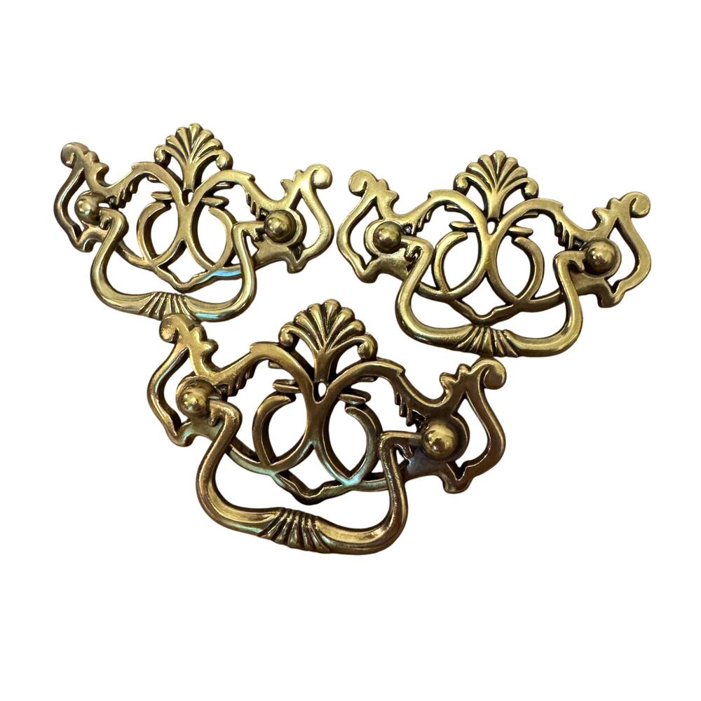 Vintage Chippendale Batwing Bail Drawer Pulls Cabinet Pulls Brass Metal Set Of 3